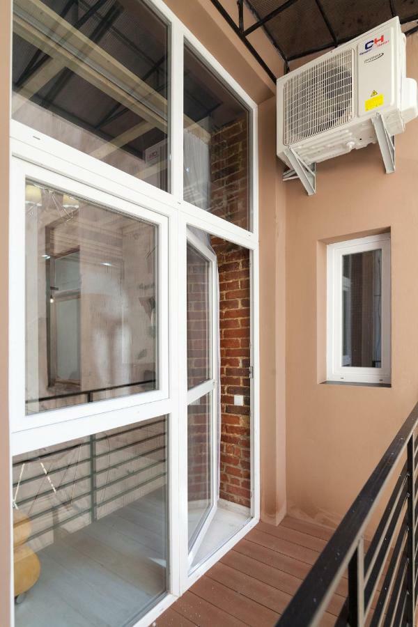 Leogrand One-Bedroom Apartments On Tugan-Baranovskogo 24 Leópolis Exterior foto